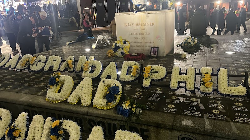Funeral Flowers, Leeds. Campions Funeral Flower Tributes.