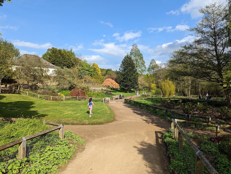 Golden Acre Park